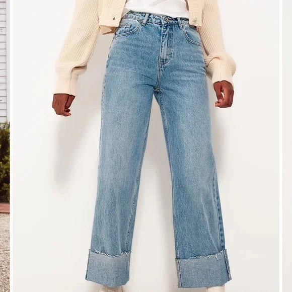 NWT Q2 Straight Leg Womens Cuffed Jean - size 10 - Picture 12 of 14